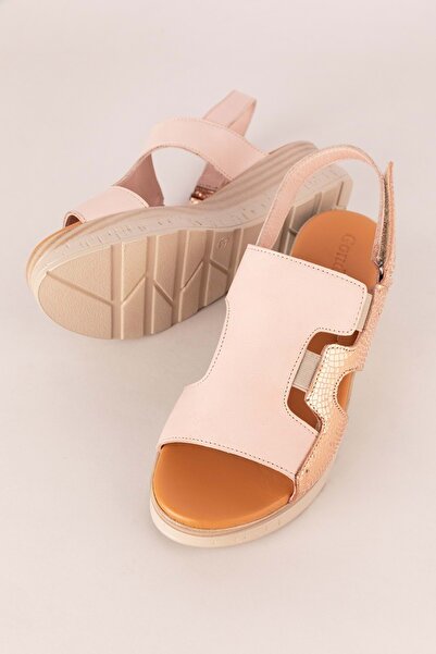 Gondol Kadın Hakiki Deri Dolgu Topuklu Rahat Günlük Sandalet Iz.9707