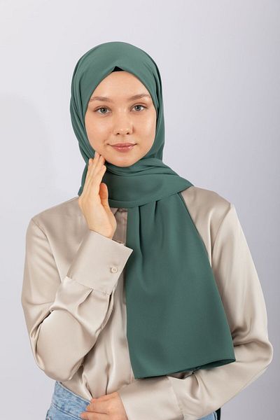 hijabchi Imported Medina Silk - Pine Green