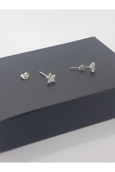 Set 925 Ayar Gümüş Parlak Ve Şeffaf Zirkon Taşlı 1 Çift 7 mm 'Yıldız' Küpe