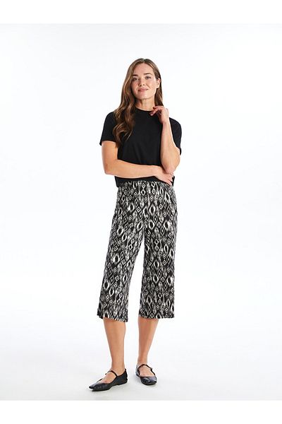 LC Waikiki Capri pentru femei cu model LCW cu talie elastică