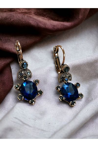FAYRA ACCESSORIES Oval Crystal Stone Detailed Earrings