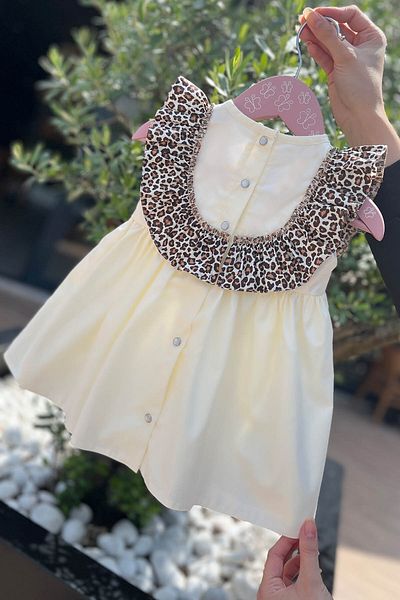 Bertuğ Bebek Rochie din bumbac ecru cu volane cu imprimeu leopard pentru fetita copil bebe