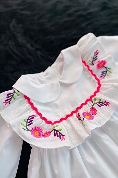 Bertuğ Bebek Nakış Ve Su Taşı Detaylı Beyaz Poplin Pamuklu Kız Çocuk Bebek Mevlüt Elbise