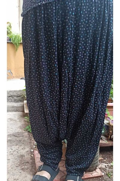 MEŞHUR ŞALVARCI PELİN Pantaloni largi de damă cu model, cu buzunare și talie elastică