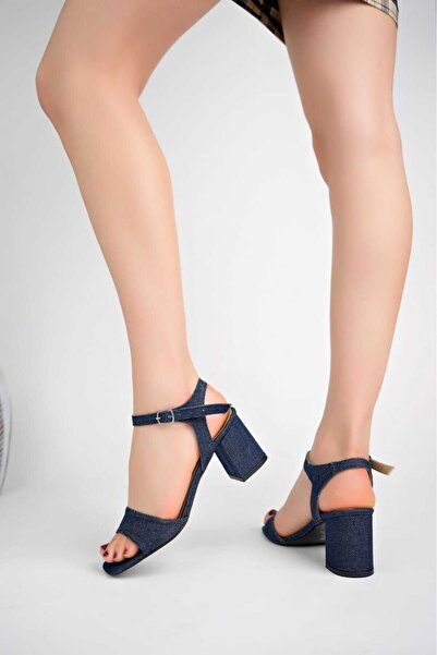 DERELİ SHOES Kadın Kot Kısa Kalın Topuklu Ayakkabı