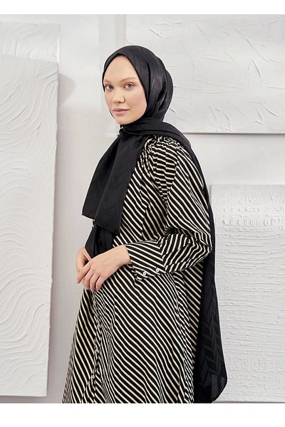 ARMANDA ITALIAN JACQUARD ZIGZAG PATTERN SHAL-SILKY JACQUARD SHAL