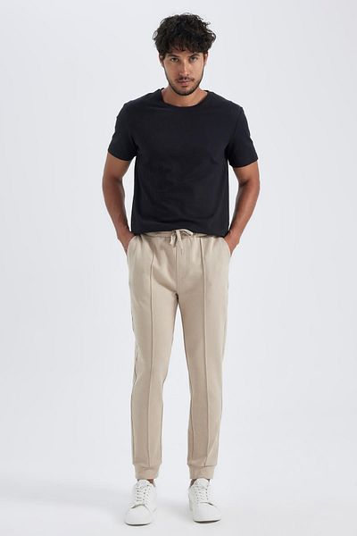 DeFacto Slim Fit Jogger Sweatpants - Lace-up Elastic Leg, Basic Straight Cut A6469ax23au