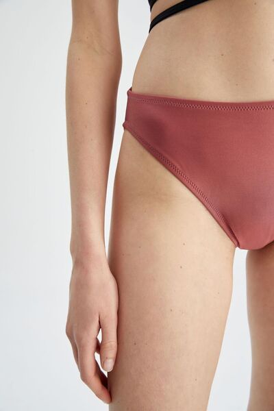 DeFacto Fall In Love Regular Fit Bikini Bottom W6126az22sm