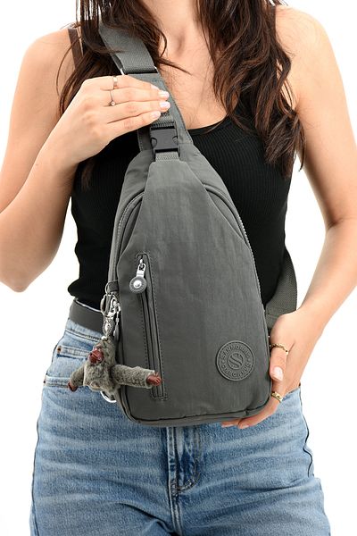 YOGII Ron Model Unisex - Αδιάβροχο τσαλακωμένο ύφασμα, τσάντα ώμου με χιαστί λουράκι, λειτουργικό VIP πολλαπλών διαμερισμάτων