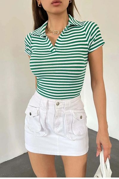 kozzy Bluză crop în dungi cu mânecă scurtă, cu decolteu polo, verde, albă
