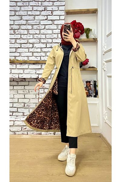 Vibeys Collection Beige Leopard Patterned and Self Lined Waterproof Women's Trench Coat