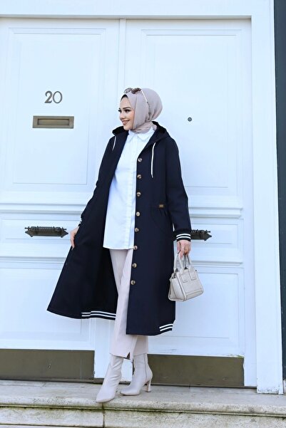 Vibeys Collection Siyah Kapüşonlu ve Düğmeli Su Geçirmez Ribaneli Kadın Trençkot