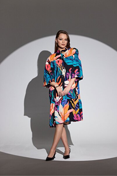 HANIQA Φόρεμα με ζώνη με κουμπιά