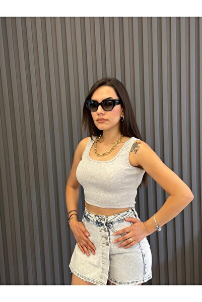 JUST MAY قميص رياضي قصير مضلع باللون الرمادي