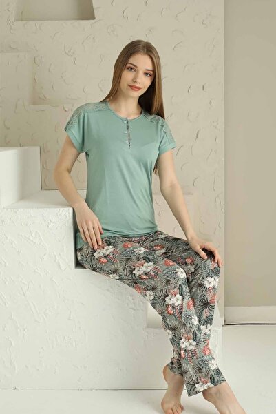 Freeista طقم بيجامة أخضر بأكمام قصيرة