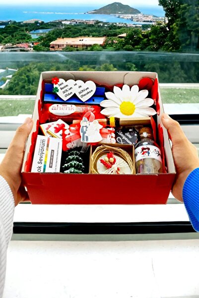 HediyeKombini Sevgiliye Doğum Günü Yıldönümü Kutu Hediye Paketi Romantik Hedi...