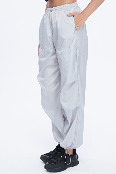 Primaro 4 Cepli Beli Lastikli Büzgülü Paçası Büzgülü Su Geçirmez Beyaz Paraşüt Pantolon