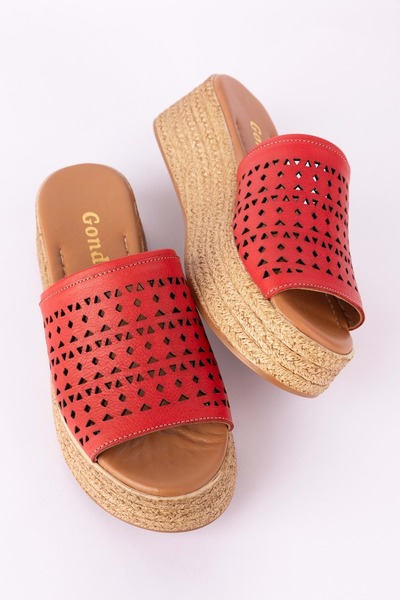 Gondol Жіночі тапочки з натуральної шкіри на платформі Mlk.5352