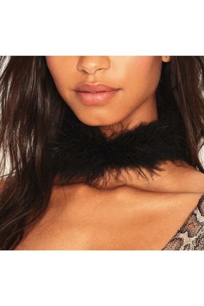 Nishstyle Siyah Renk Kuş Tüyü Materyal Kadın Choker Kolye