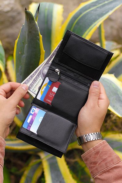 Newish Adelina Genuine Leather Multi-Compartment Black Wallet with Coin Compartment Adl-0215 (11.5x9.5 Cm)