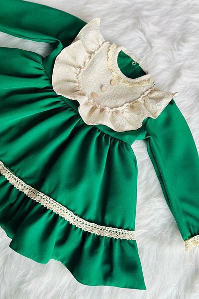 Bertuğ Bebek Rochie de seara verde cu design special cu detaliu din dantela Rochie pentru bebelusi fetita