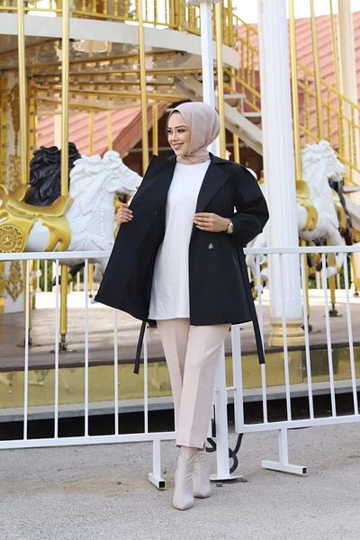 Vibeys Moda Black Double Breasted Collar Waterproof Women's Trench Coat with Button Detail on the Front