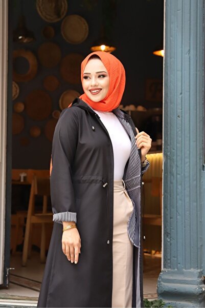 Marjinal City Siyah İçi Çizgili Ve Kapüşonlu Su Geçirmez Kadın Trençkot