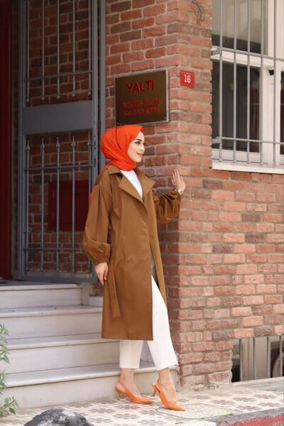 Vibeys Collection Жіночий тренчкот з смугастими рукавами та кишенями