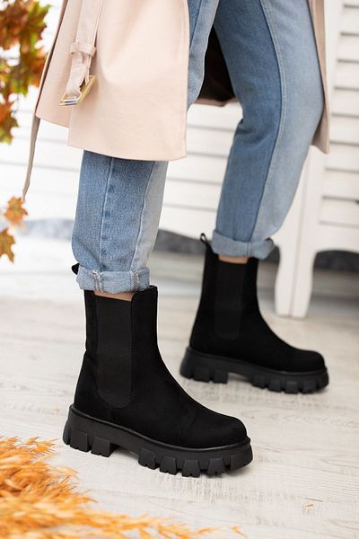 DİVOLYA Καθημερινά μποτάκια Senni Black Suede με ελαστική χοντρή σόλα