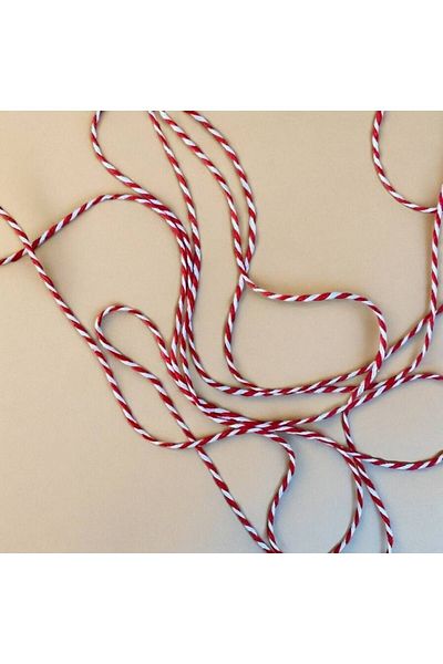 AL Bİ 90LIK 20 Meters Red and White Thread - Gift, Two-Color Packaging, 2-3mm