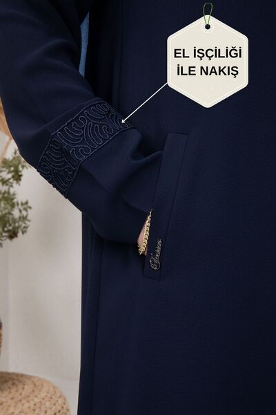 Tuğralı Темно-синя спеціальна вишита абайя