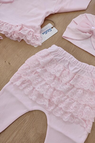 Sitilin Baby Girl Lace Luxury Scalloped Ornate 5-Piece Hospital Discharge Newborn Set