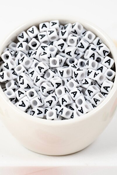 LANDOFACCESSORY 6x6 mm Plastic Square Cube - Letter Bead Set and Keychain Acc...