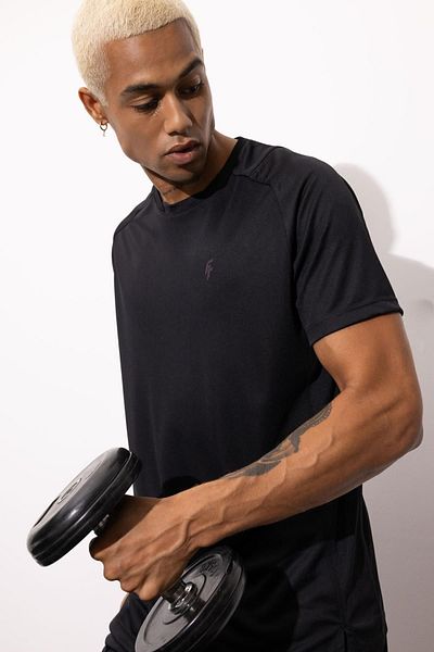 DeFacto Fit Standard Fit Crew Neck κοντομάνικο T-shirt A1729ax23sm