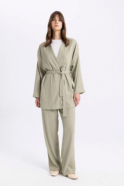 DeFacto Wickelkimono mit Schalkragen und Relax Fit Z8777AZ24SM