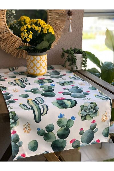 Evmila Cactus Pattern Runner 2088