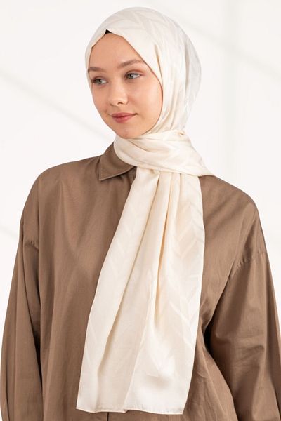 hijabchi Imported Silky Jacquard Zigzag - Cream