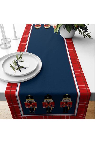 Evmila New Year's Soldier Patterned Lead Runner