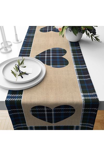 Evmila Heart Patterned Velvet Runner
