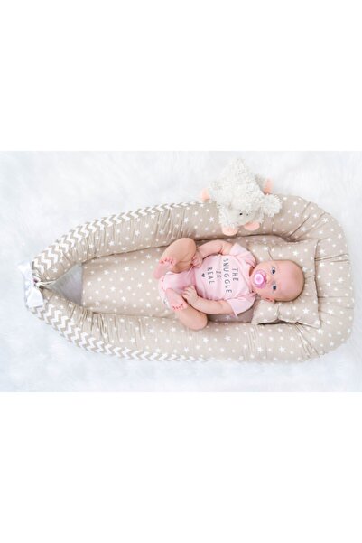 Babynest Cream Star and Cream Zigzag