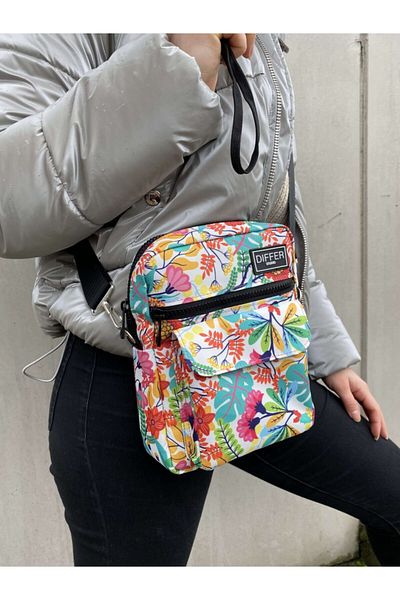 Differ Studio Flower Patterned White Shoulder/Crossbody Bag
