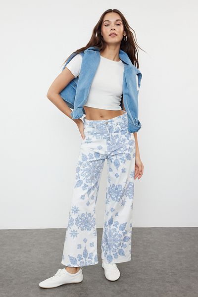 Trendyol Collection Culotte-Jeans mit hohem Bund und Blumenmuster - TWOAW25JE00007