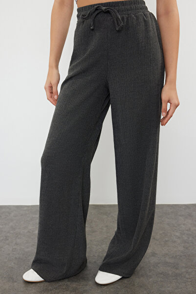 Trendyol Collection Prémiové antracitové široké elastické pletené kalhoty Twoss24Pl00054