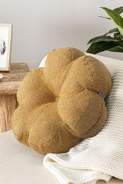 Homedius Daisy Bloom Decorative Boucle - Throw Pillow-Hardal
