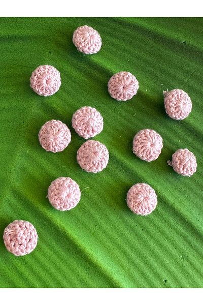 Gönülden Tasarım 12 Pieces 1 CM Hand Knitted Button Set