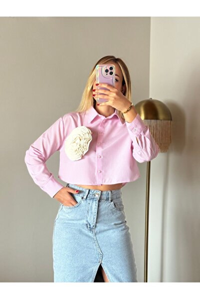 Butik Pembe gül detaylı crop gömlek