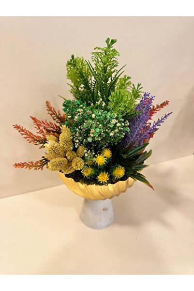 PLUS HOME زهرة نحاسية مزخرفة بأرجل رخامية