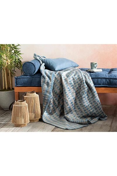 English Home Weiche Plüsch-Fleece-Überwurfdecke – für Couch, Sofa und Bett, super gemütlich.
