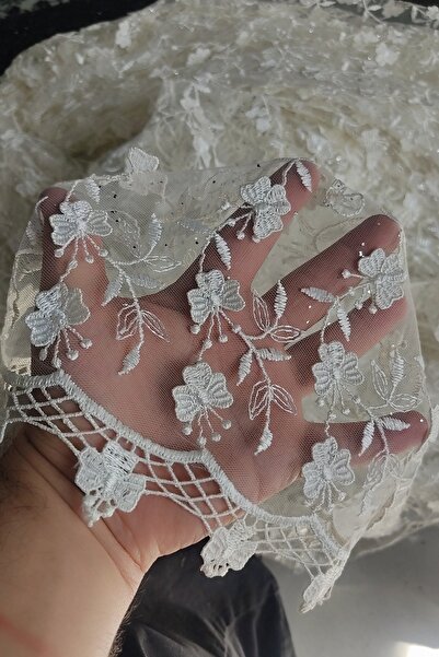 DUAYEN Tül üzeri aplike işleme ekru renk 1 mt eni 140 cm