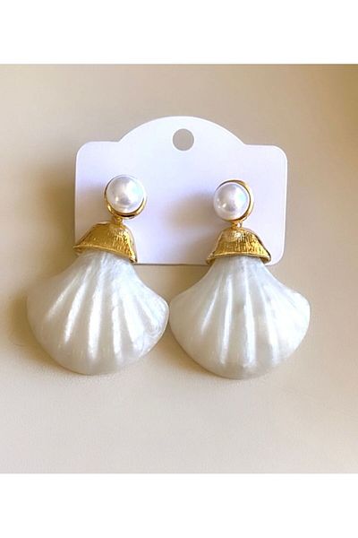 VNS Accessories Pearl Detail Sea Shell Earrings